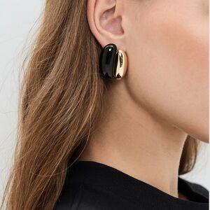 Shashi Una Earrings